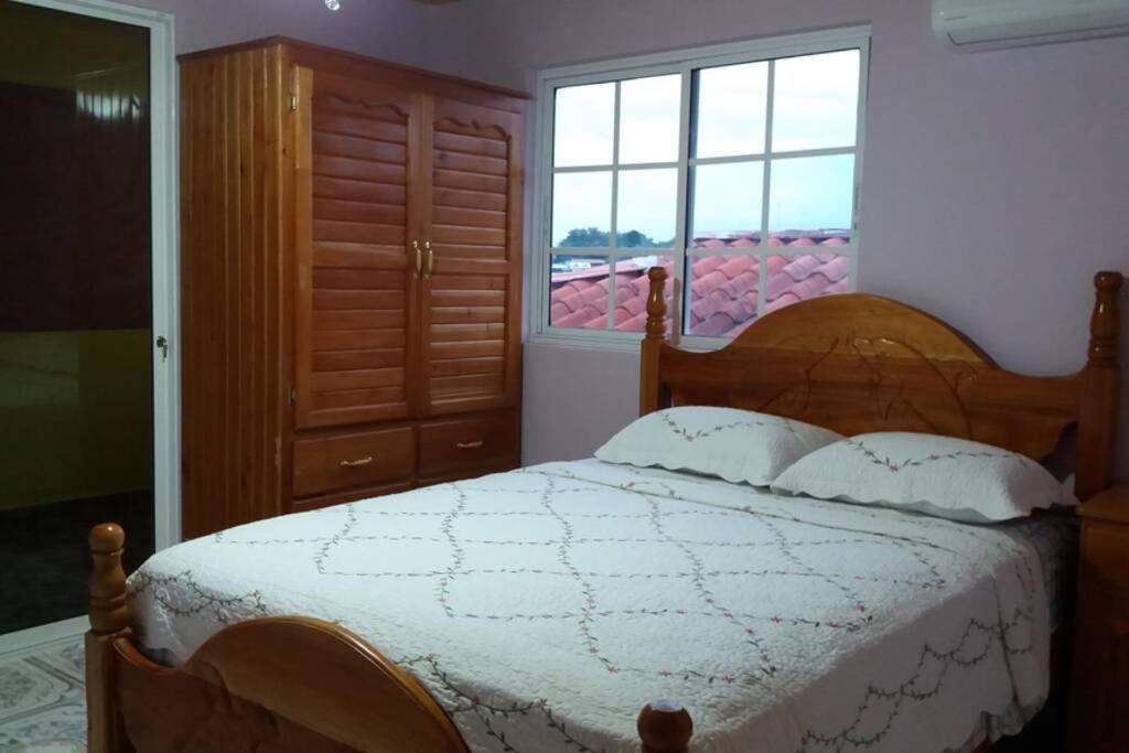 보카스 타운 Urania House 빌라 외부 사진